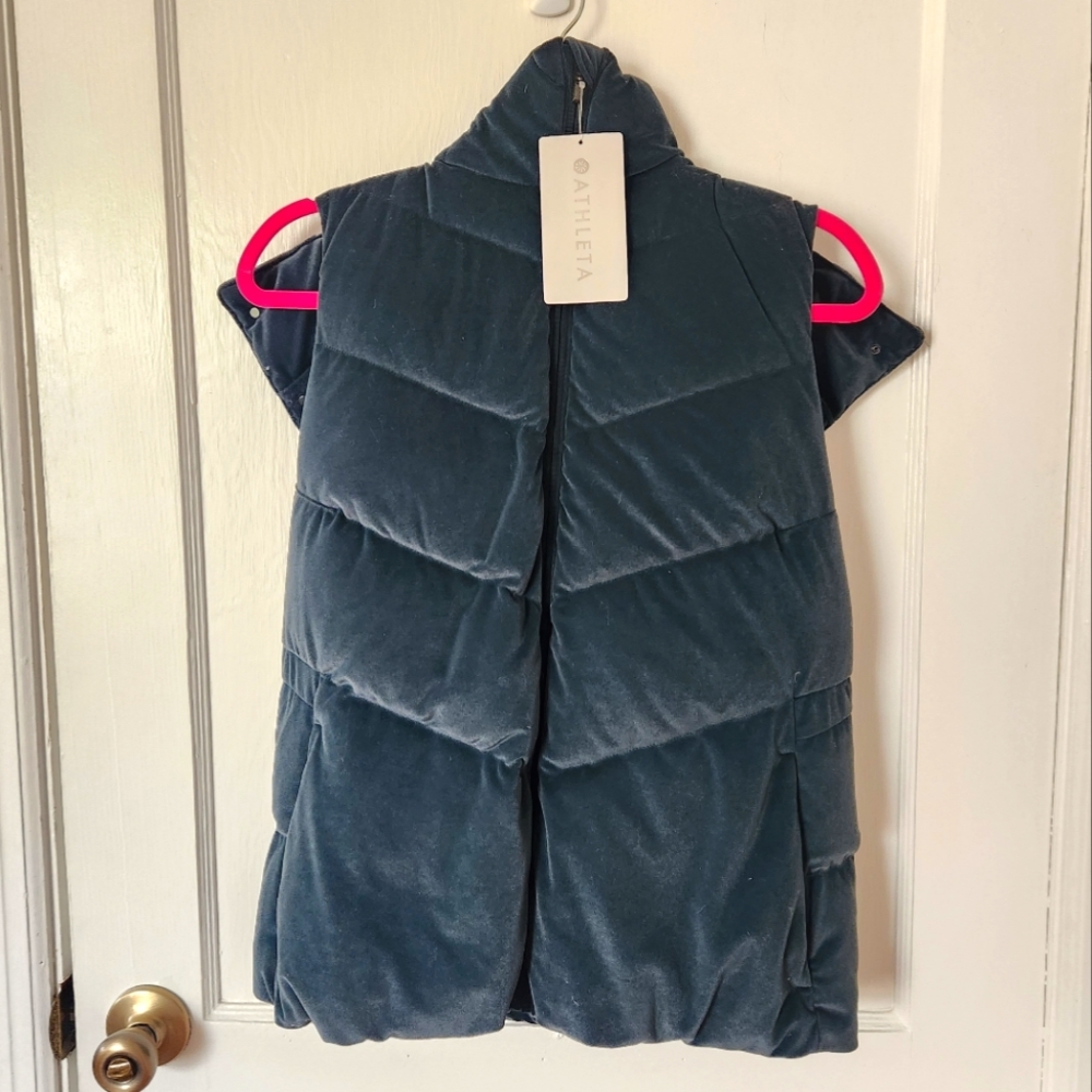 NWT Athleta Women's Lofty Velvet Down Vest